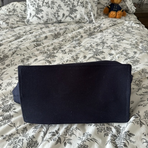 Ellandemm Horizon Tote Navy NWT - Picture 5 of 8
